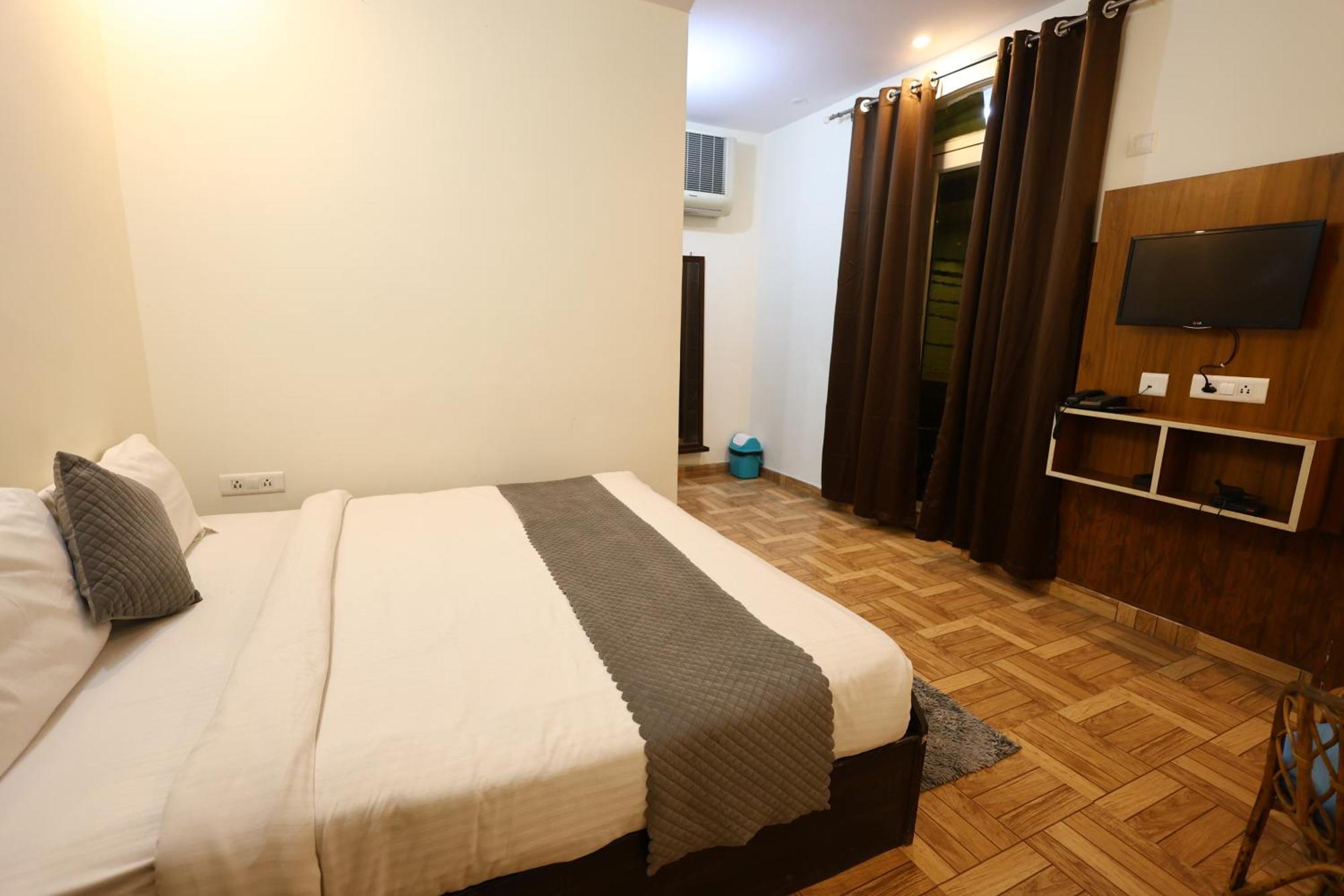 Bhagirathi By Restay Hotels Rishīkesh Zewnętrze zdjęcie